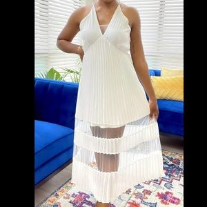 NEW White Pleated Halter Neck Dress